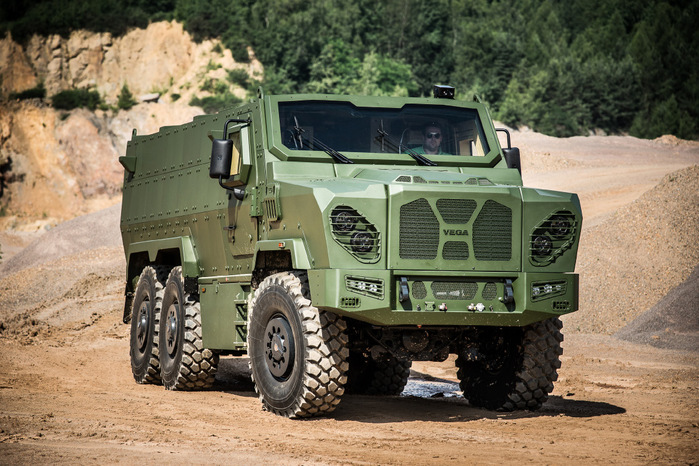 Dongfeng Warrior 6x6