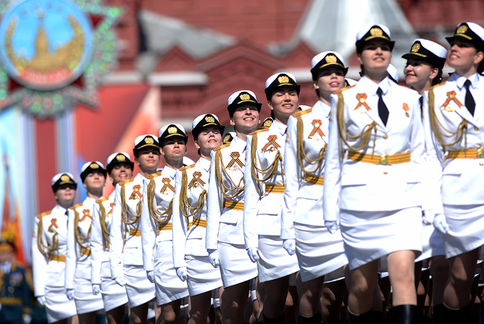 женский-батальон1 (700x469, 424Kb)