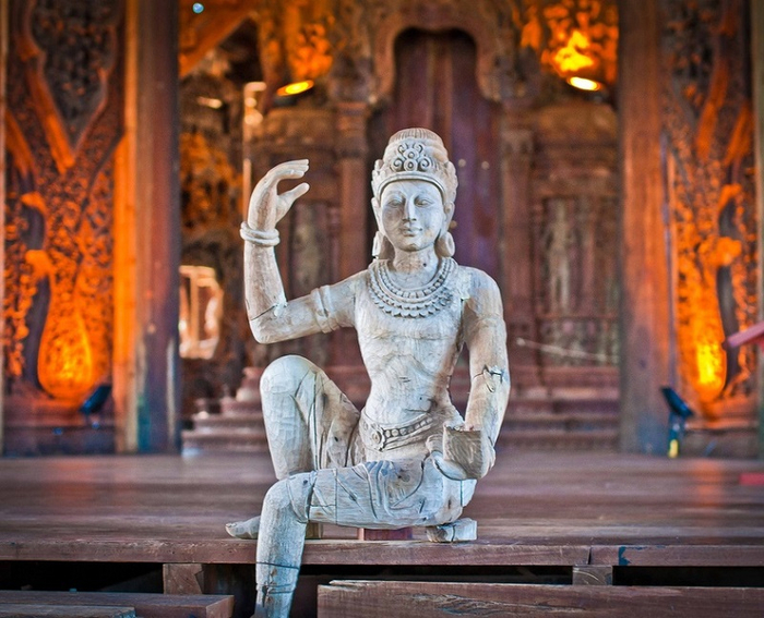 Храм-истины-в-Паттайе-Тайланд-17 (700x567, 436Kb)