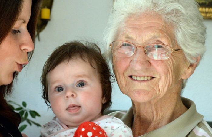 94 Летняя гимнастка Йоханна Кваас