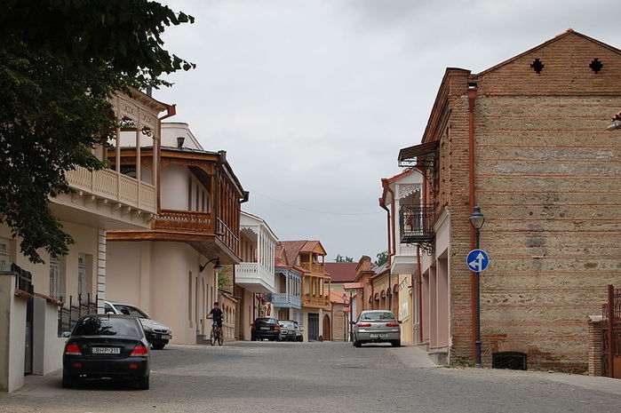5570014_Telavi__old_city_1 (700x465, 72Kb)