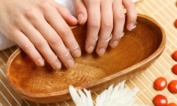 Что делать, если ногти на руках слоятся и ломаются: простые рецепты