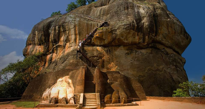 Sigiriya_EN-US741605635 (700x374, 275Kb)