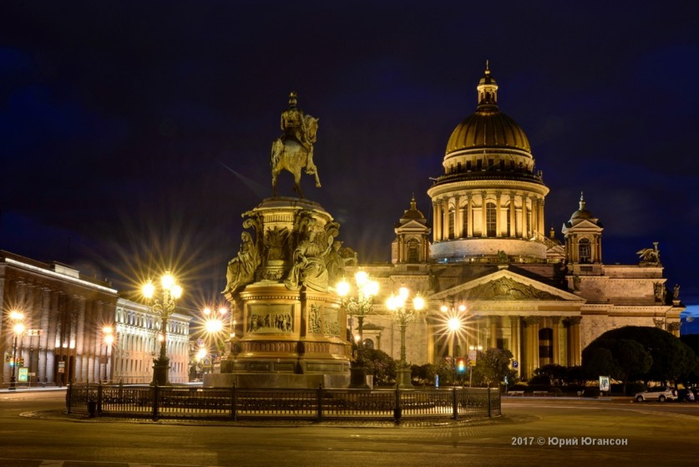 The-Night-Lights-Of-Petersburg-09 (700x467, 293Kb)