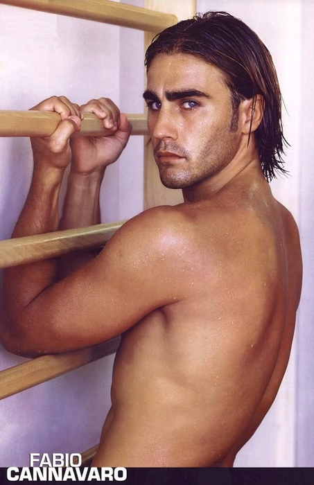 Фабио Каннаваро  Fabio Cannavaro фото.jpg 68 (453x700, 300Kb)