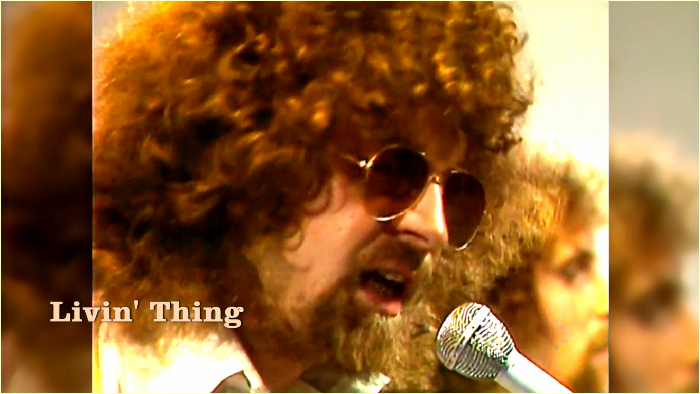Electric Light Orchestra Livin' Thing  (5) (700x394, 328Kb)