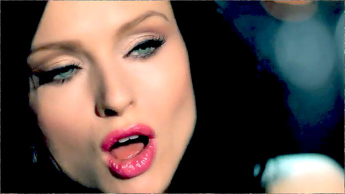 Sophie Ellis-Bextor Can't Fight This Feeling (2001) (700x394, 55Kb)
