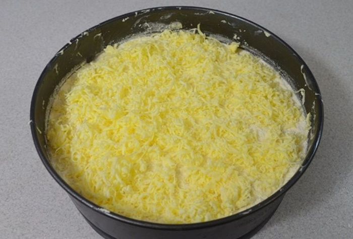 2835299_Nasipnoi_yablochnii_pirog__nejnii_i_sochnii2 (700x475, 51Kb)