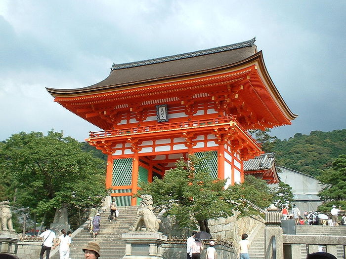 1024px-Kiyomizu_nioumon (700x525, 111Kb)