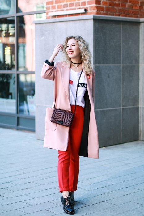 4645974_Margarita_Maslova_Ritalifestyle_Fashion_blogger_Moscow_red_pink_outfit_trend2017_3 (466x700, 220Kb)