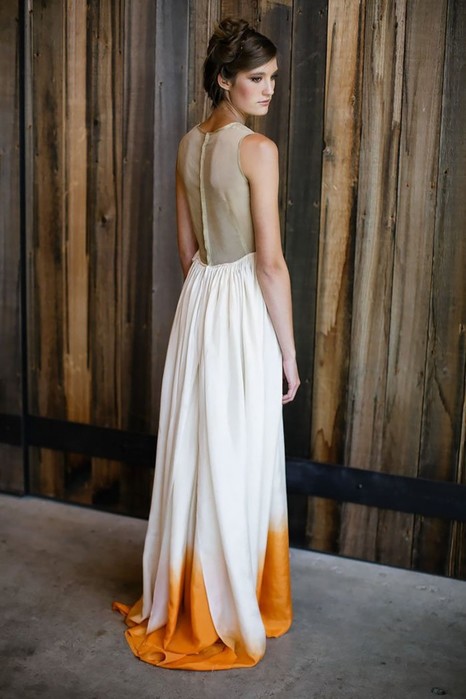 Новый тренд: свадебные платья с плавным цветовым переходом