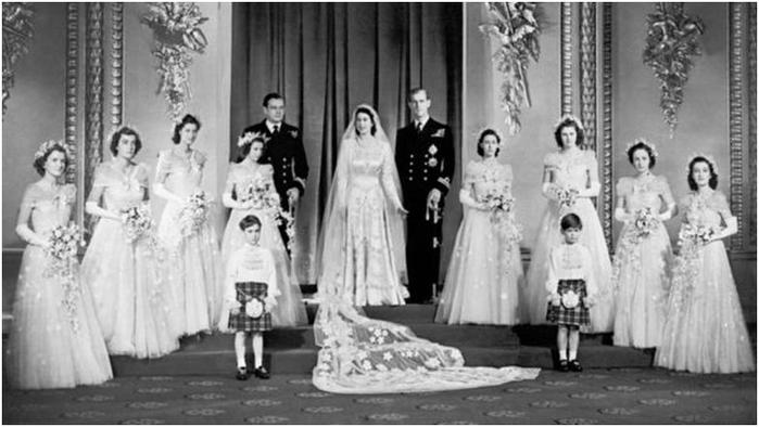 Платиновую свадьбу отмечают королева Елизавета II и принц Филипп