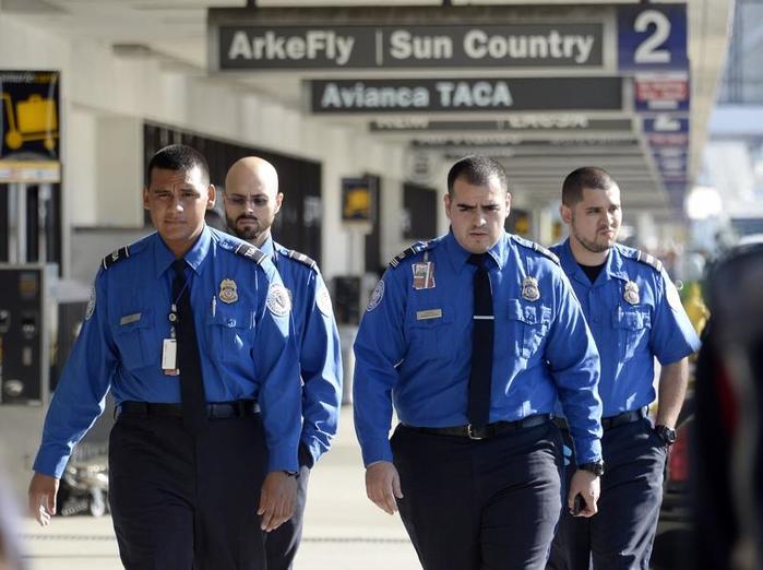 TSA — Шокирующие откровения работников аэропорта об обысках женщин и (ч)удаков