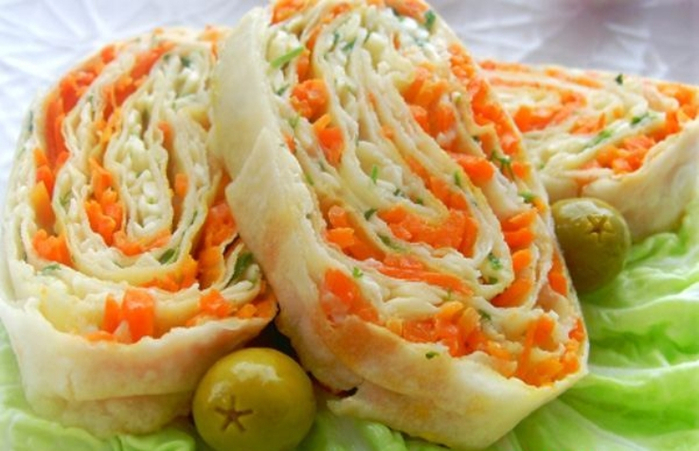 Еврейский салат с сыром и чесноком: закуска из плавленного