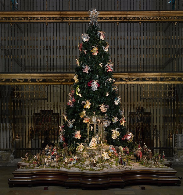 ChristmasTree_exhibitiondetail (600x640, 397Kb)