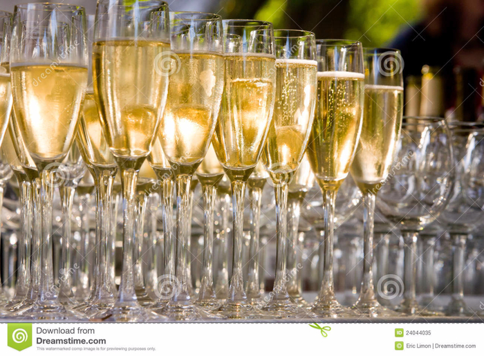 glasses-champagne-24044035 (700x515, 483Kb)
