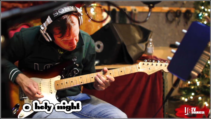 Joe Bonamassa - O Holy Night - Christmas Music Video.mp4_snapshot_00.25 (700x394, 564Kb)