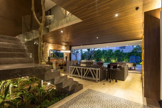 1516245236_Stone_and_glass_elements_merge_with_green_surroundings_in_this_M_233rida_Mexico_home (530x353, 69Kb)