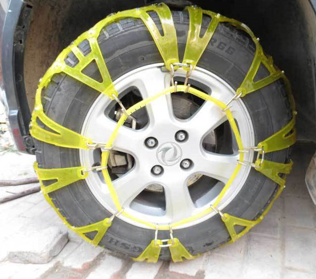 Snow-Chains-Thickening-Winter-Tires-Chain-Wheels-Snow-Anti-skid-Chains-High-Purity-TPU-Universal-Snow (631x557, 128Kb)