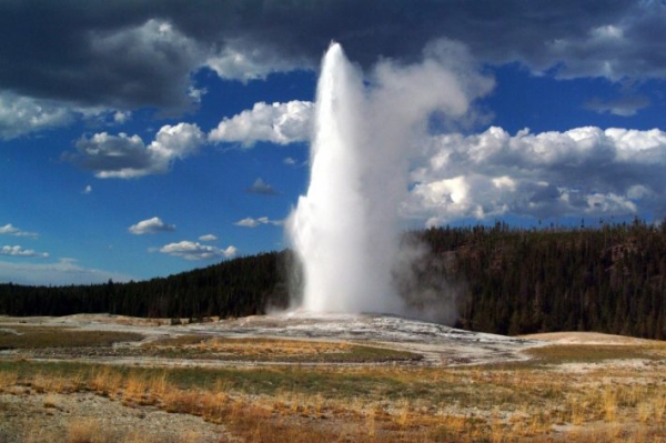 yellowstone-park-02 (600x399, 162Kb)