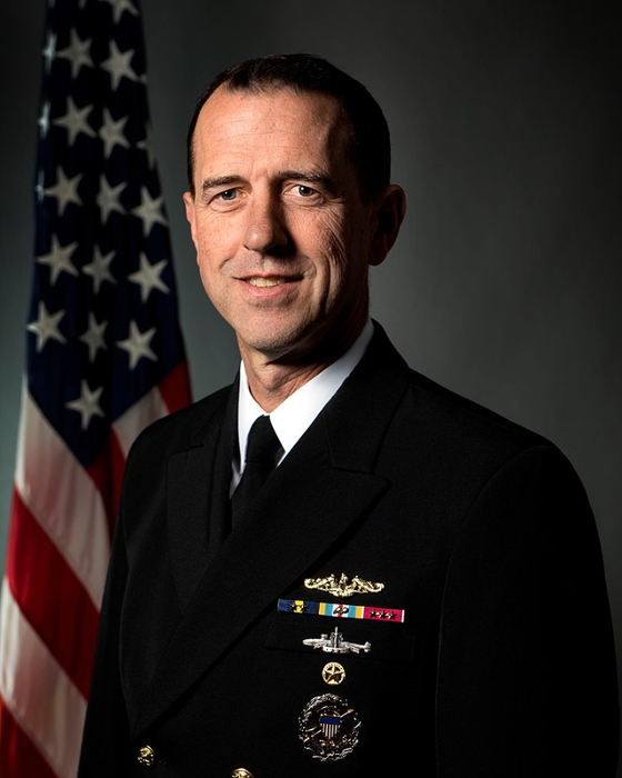 Chief of Naval Operations (CNO) Adm._John_M__Richardson (560x700, 218Kb)