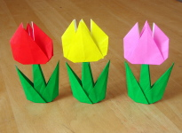 Букет тюльпанов из бумаги в технике оригами (3) (205x150, 33Kb)