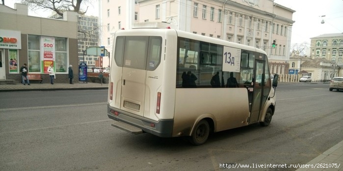 Автобус 13 ярославль маршрут. Автобус 13. Маршрутка 29. Автобус 16к Владивосток. Автобус 13 Владивосток.