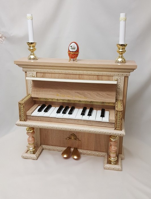 tImO2Hx3FcE (532x700, 55Kb)