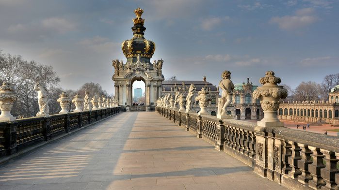 zwinger most (780x473, 140Kb)