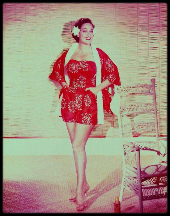 799 Dorothy LAMOUR   (550x700, 454Kb)