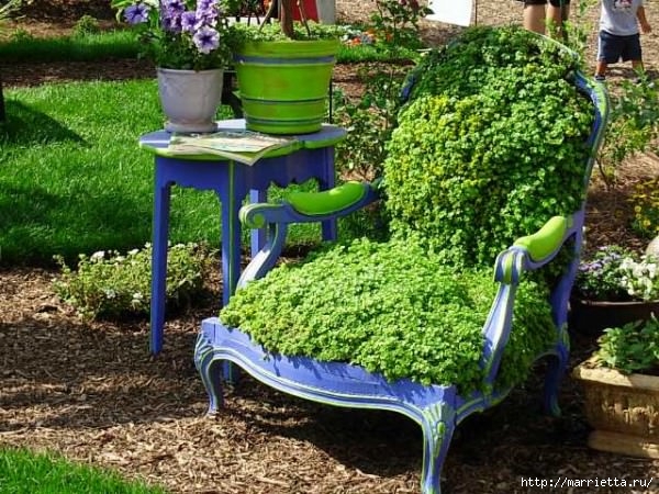 Старые стулья для украшения сада. Идеи (13) (600x450, 238Kb)