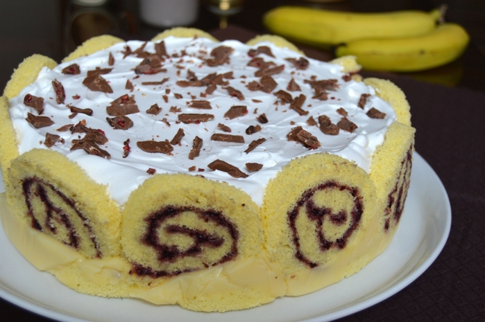 2835299_Neobichnii_tortrylet_s_bananami__vse_bydyt_prosit_recept_etogo_izymitelnogo_tortika10 (700x465, 233Kb)