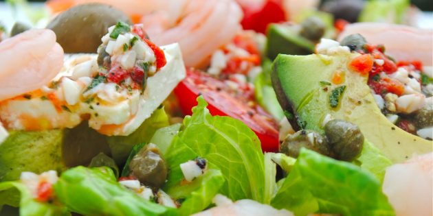 6026433_GreekSaladwithShrimpAvocadoandCaperVinaigrette_1527676714e1527676739673630x315 (630x315, 38Kb)