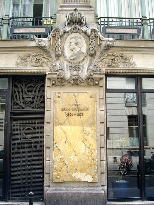 Plaque_Edme-Jean_Leclaire,_25_rue_Bleue,_Paris_9 (525x700, 88Kb)