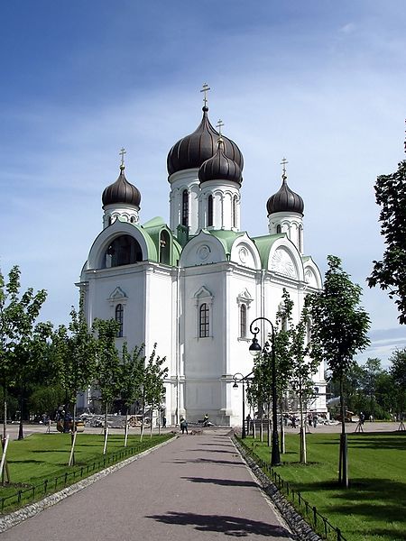 храмы ленинградской области с мощами святых