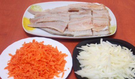 рыба, запеченная с луком и морковью 2 (450x265, 106Kb)