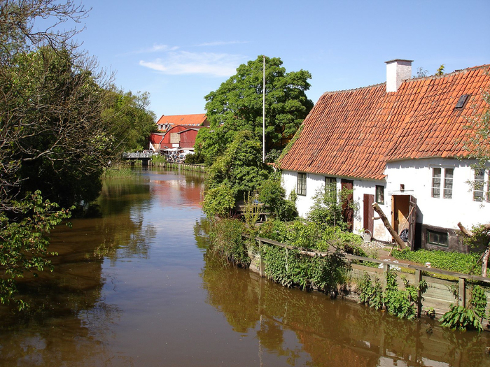 Крупные реки дании. Река Гудено в Дании фото. Реки Дании.