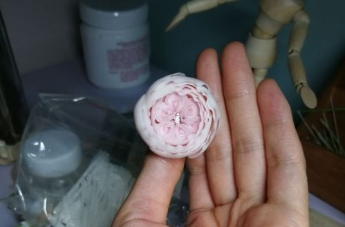 Английские розы из полимерной глины (8) (499x328, 97Kb)