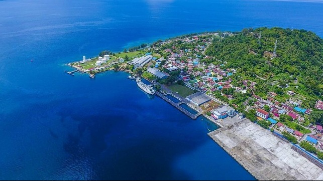 Port of Sabang, Aceh, Indonesia (643x361, 218Kb)