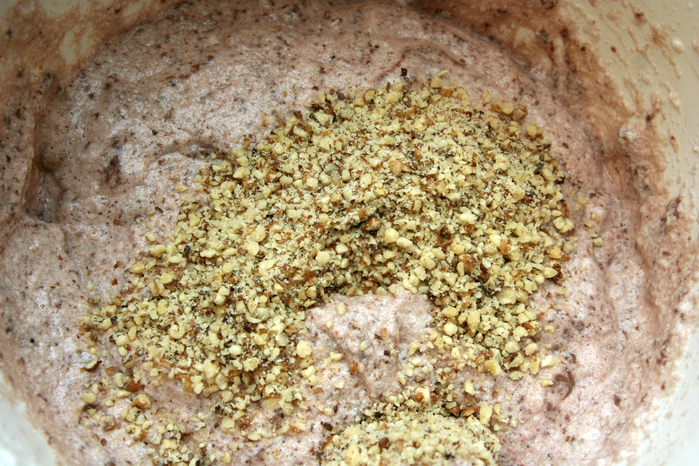 Шоколадный торт с орехами3 (700x466, 559Kb)