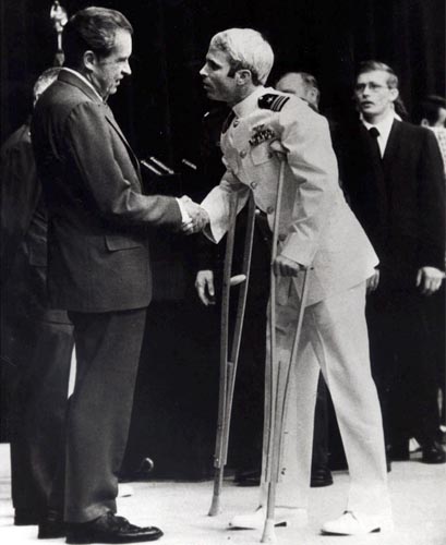 Nixon_McCain (409x500, 43Kb)