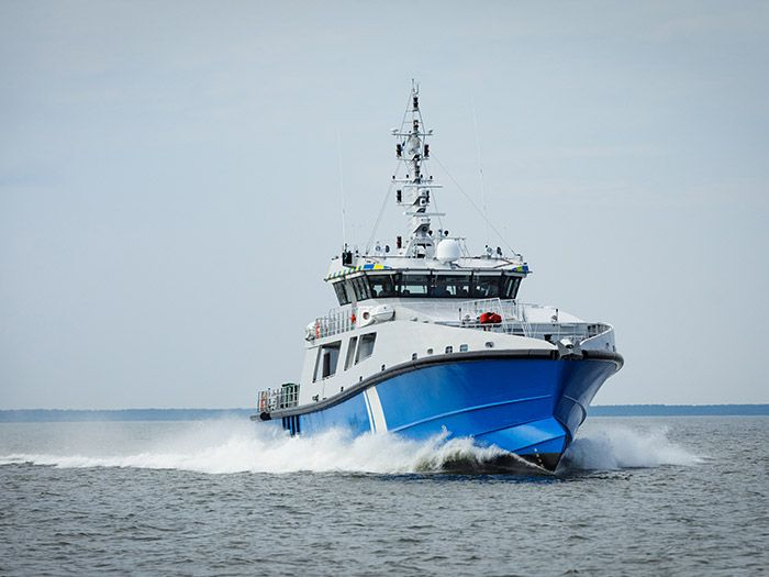 Estonia takes delivery of advanced hybrid patrol vessel (700x525, 141Kb)