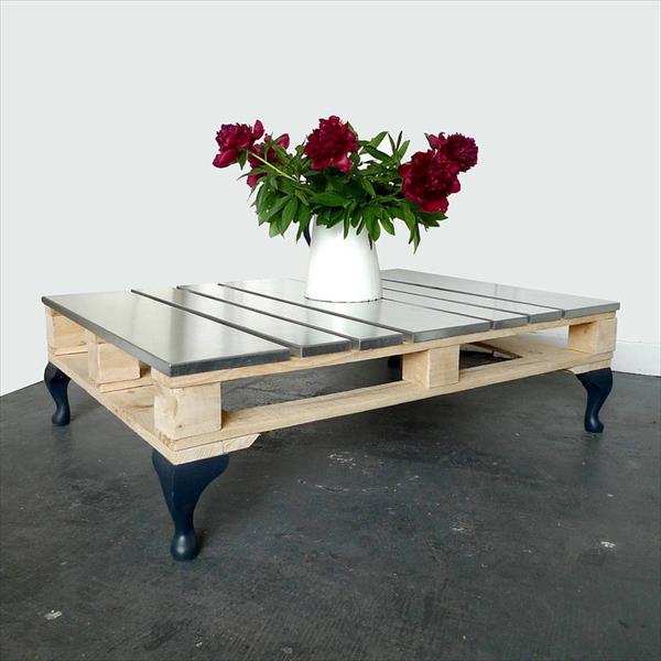 5582947_palletandsteelcoffeetable (600x600, 39Kb)