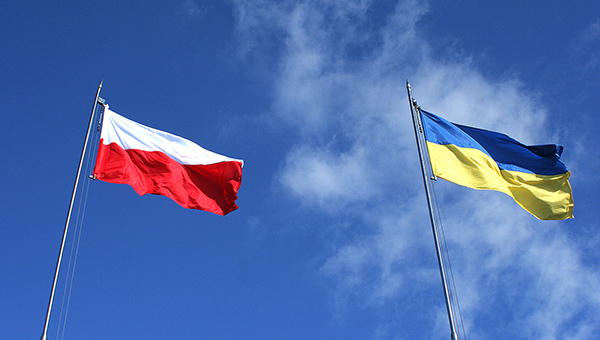polsha-otnosheniya-varshavy-i-kieva-ne-uluchshatsya-bez-priznaniya-pravdy-o-volyni (600x340, 129Kb)