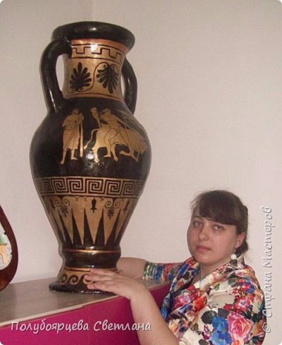 Напольная ваза из трубы от линолеума с капроновыми цветами. Мастер-класс с пошаговыми фото
