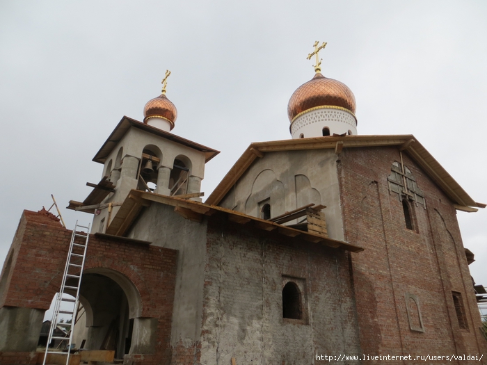 Храм в крестах Псков