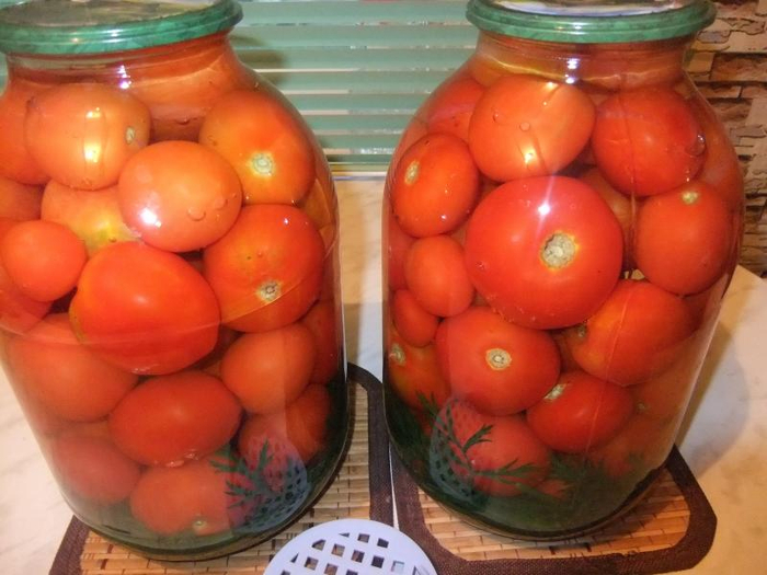 помидоры с морковной ботвой 2 (700x525, 341Kb)