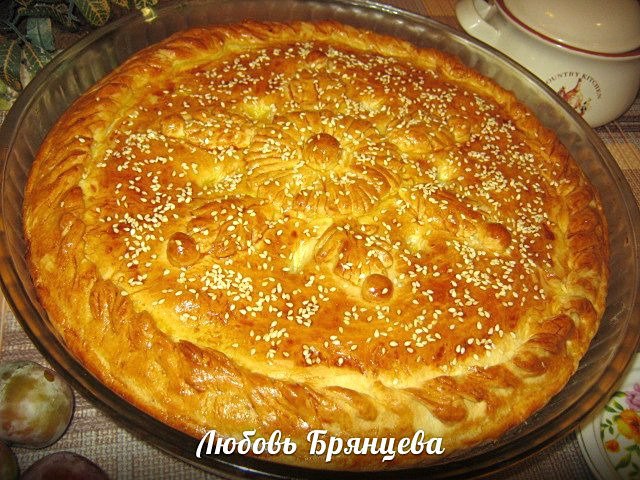 4920201_pirog_iz_pesochnodrozhzhevogo_testa_s_kabachkom_i_kuricej1 (640x480, 111Kb)