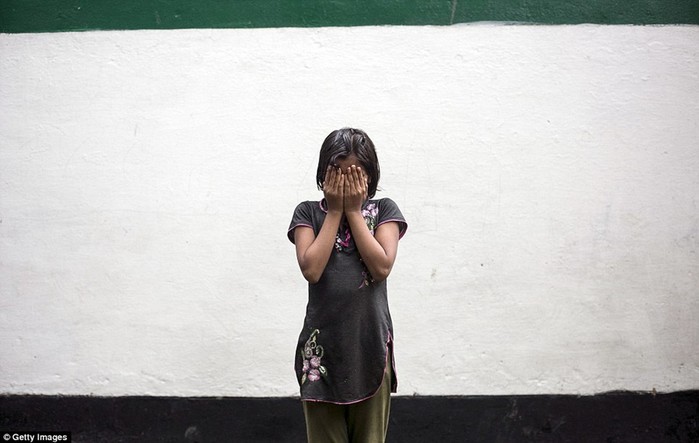«Во мне ничего не осталось»: истории пяти индийских девочек, переживших насилие