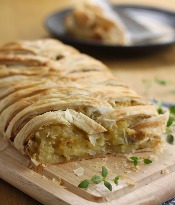 Cheese-and-onion-plait-3 (597x700, 92Kb)
